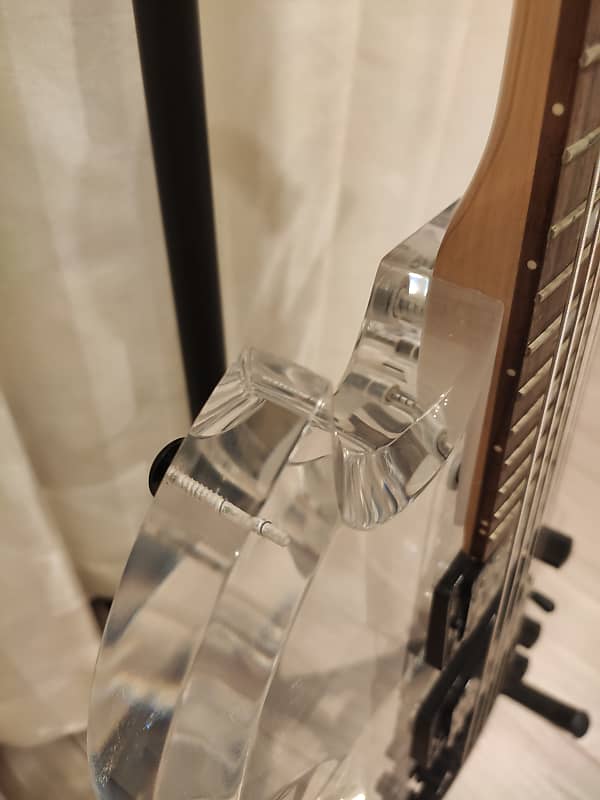 B.C. Rich SE Limited Edition Acrylic Mockingbird Ice 2016