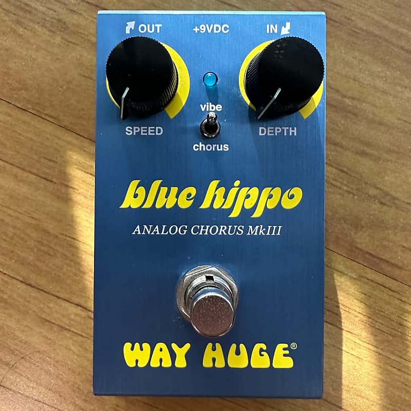 Way Huge WM61 Smalls Series Blue Hippo Analog Chorus MkIII