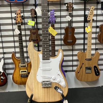 Cozart 12 String Stratocaster with GigBag ( Store Display ) Natural image 1