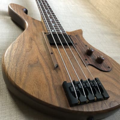 Birdsong Fusion - hand made short scale bass - 2010 - 4 string image 5
