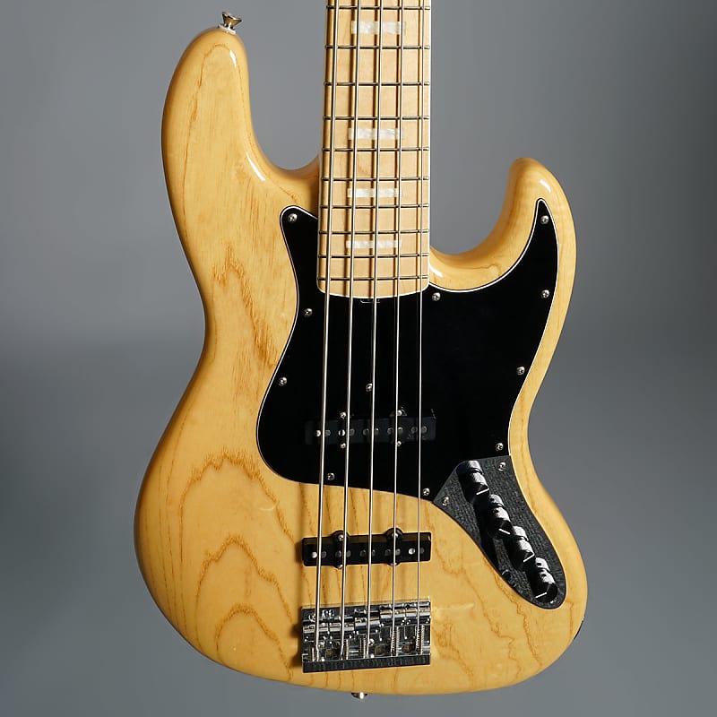 Sadowsky Metroline UV70 Sunburst – Chicago Music Exchange