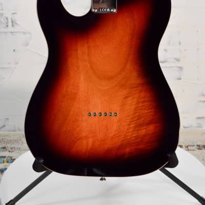 Squier Classic Vibe Baritone Custom Telecaster Guitar 3-Color Sunburst image 2