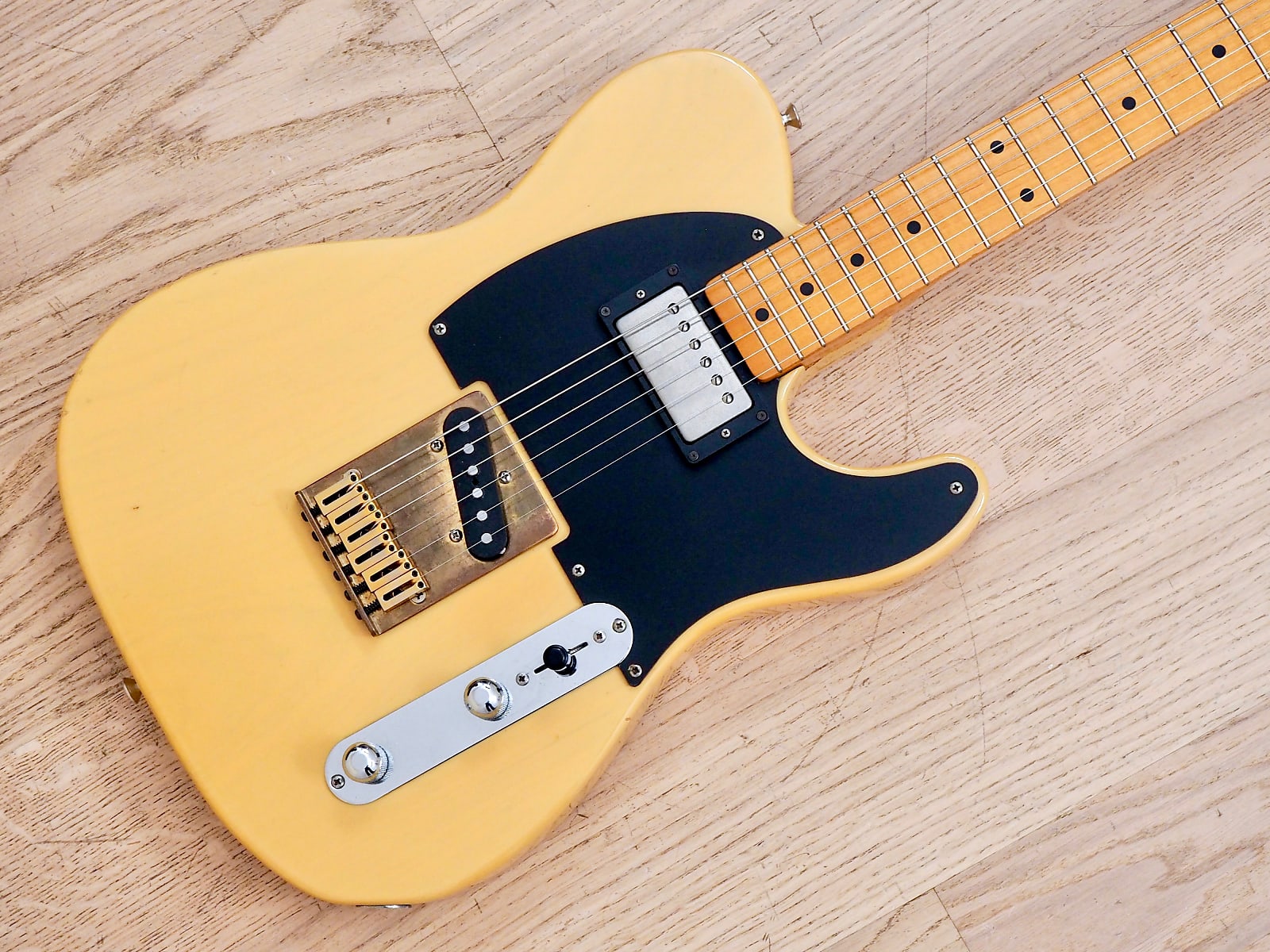 新作入荷低価Fender Japan TL52-SPL（フェンダージャパン　テレキャスター スペシャル　ナチュラル） フェンダー