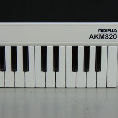 MIDIPlus AKM320 32-Key Mini USB MIDI Keyboard Controller