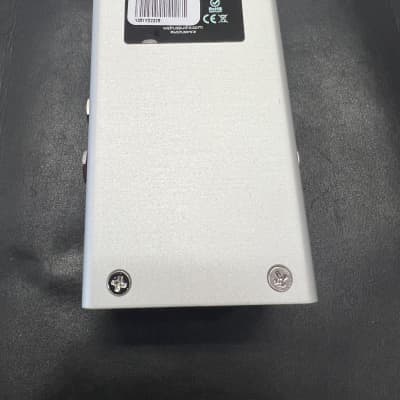 Walrus Audio Mako D1 High-Fidelity Stereo Delay V2 pedal. B-stock image 7