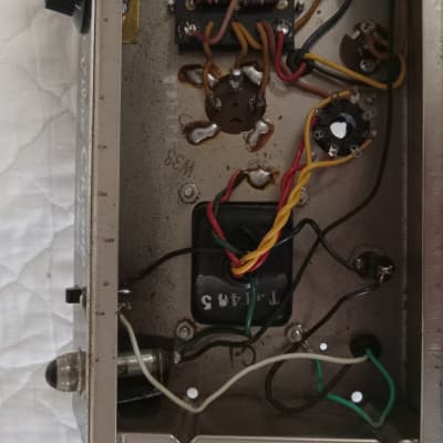 1965 Fender Vibro Champ Amp - Black Face Transitional image 18