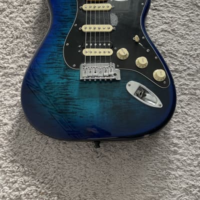 Fender Player Stratocaster HSS Plus Top 2019 Blue Burst Special Edition Guitar image 2