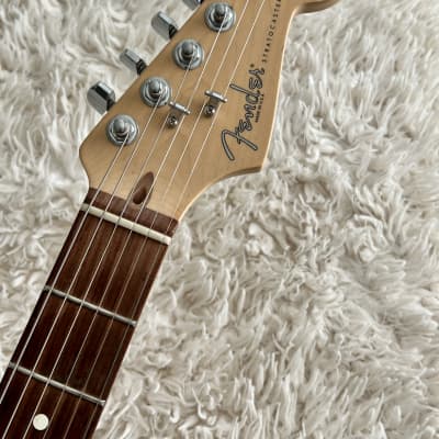 2004 Fender Highway One Stratocaster Sunburst Electric Guitar image 7