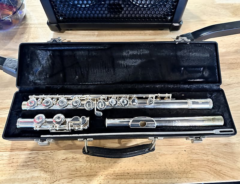 Gemeinhardt 2SP Flute with Case Reverb