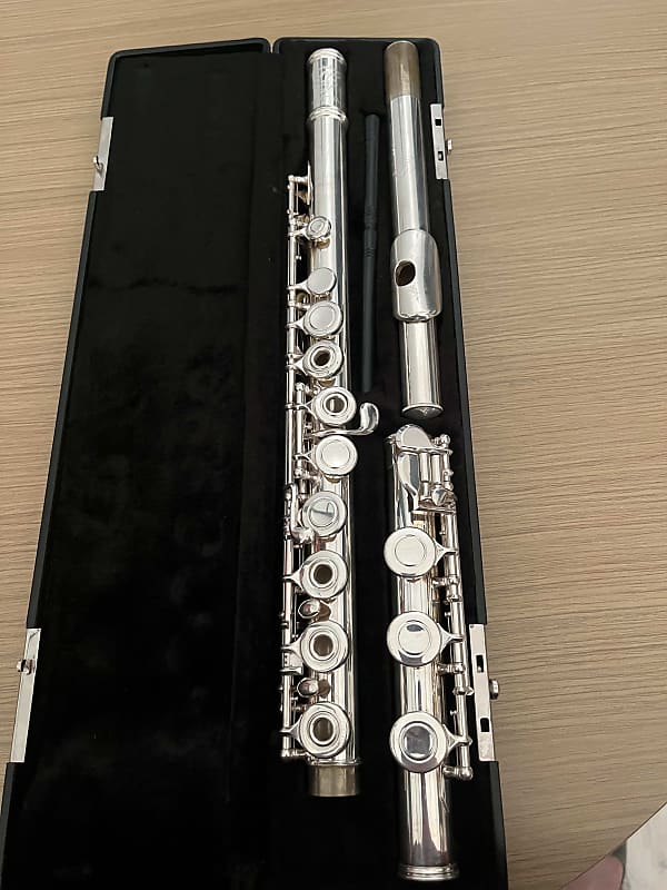 OPENED HOLE GEMEINHARDT INTERMEDIATE FLUTE | Reverb