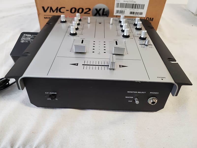 Vestax VMC-002 XL 2 Channel Professional DJ Mixer - Excellent