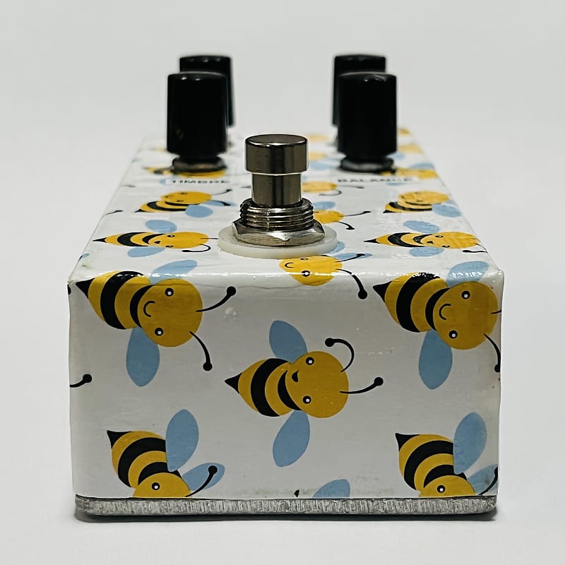 Baldwin-BurnsのBuzzaround clone Baldwin-Burns Buzzaround Fuzz Pedal Clone - Germanium
