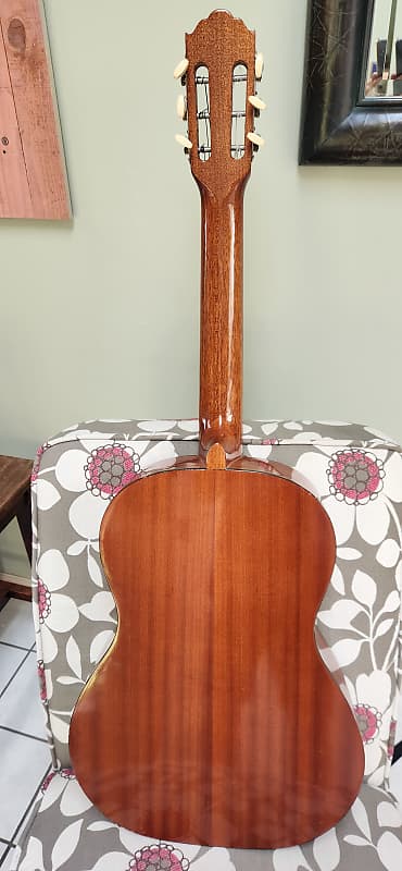 アコースティックギター　Kent Vintage Kent Classical Acoustic Guitar Natural w/ Flamed