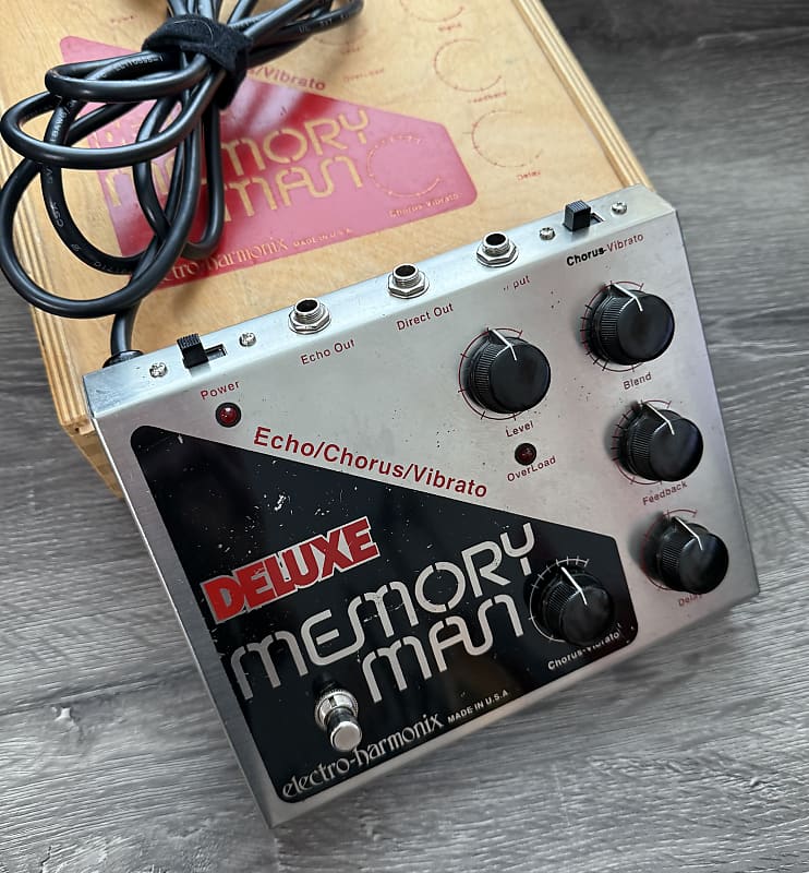 Electro-Harmonix Deluxe Memory Man Reissue
