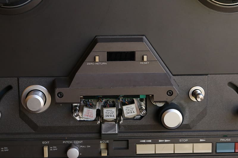 1980s TASCAM 38 1/2 8-Track Reel to Reel Tape Recorder
