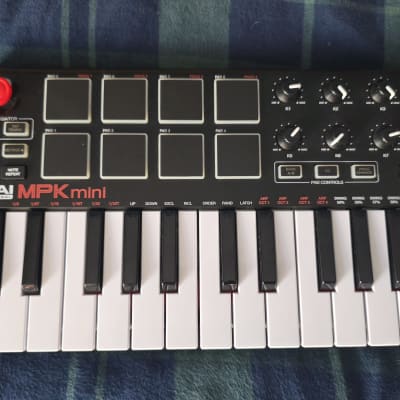 Akai MPK Mini MKII 25-Key MIDI Controller 2014 - Present - Red with Black Keys