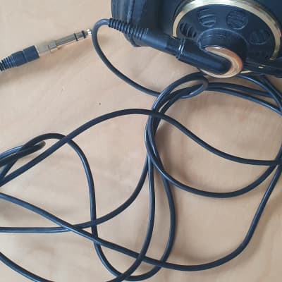 AKG K-240 Studio image 7