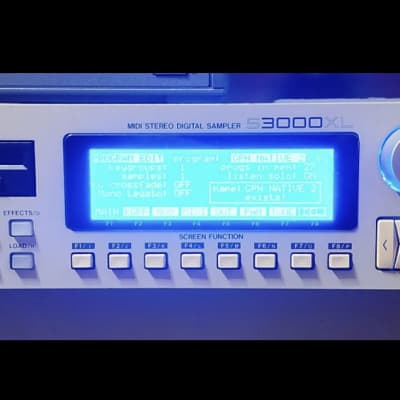 Akai S3000XL MIDI Stereo Digital Sampler 1996 - White