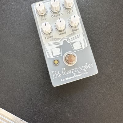 EarthQuaker Devices Bit Commander Analog Octave Synth | Reverb