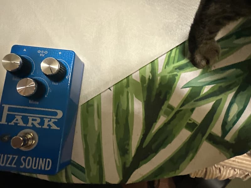 EarthQuaker Devices Park Fuzz Sound