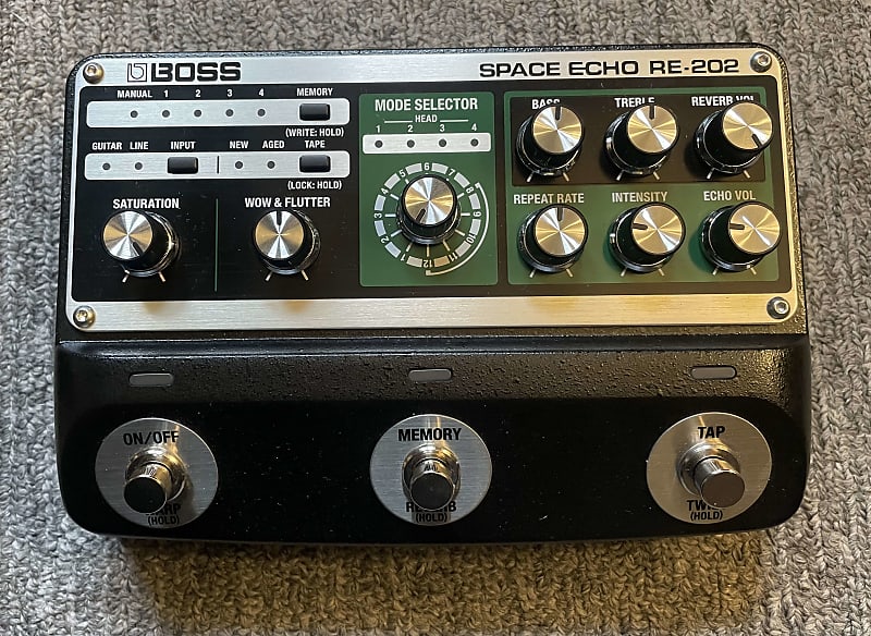 Boss RE-202 Space Echo