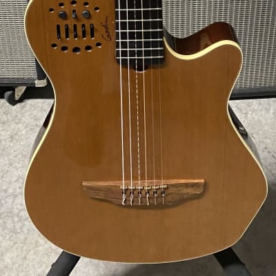 Godin Multiac Grand Concert Nylon SA Natural