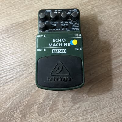 BEHRINGER ECHO MCHINE EM600 エコーマシン Amazon.co.jp: Behringer Echo Machine Em600 アルティメット