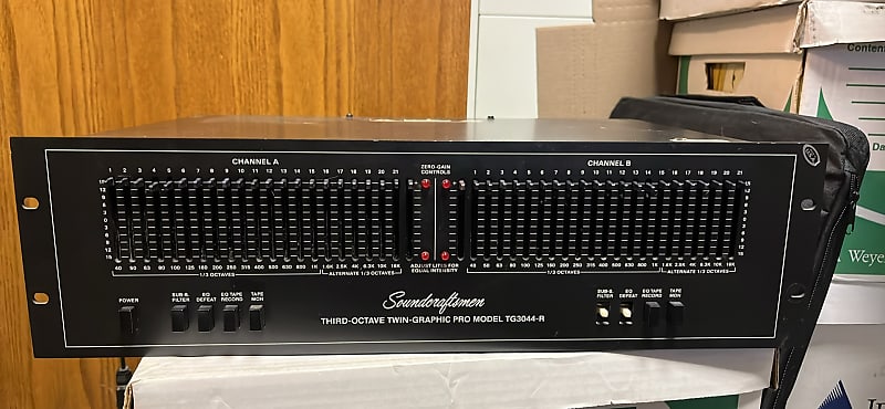 Soundcraftsmen TG3044-R Equalizer - Black  			