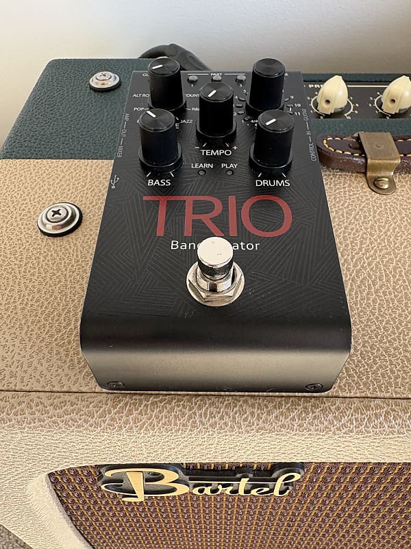 DigiTech Trio Band Creator