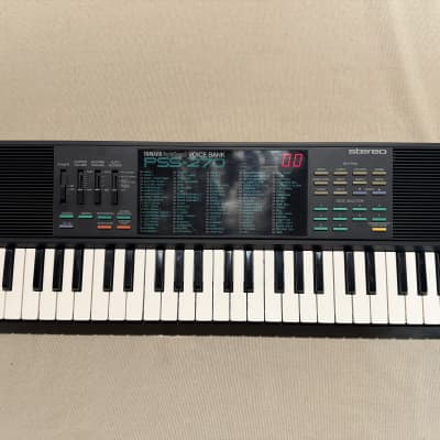 Yamaha PSS-390