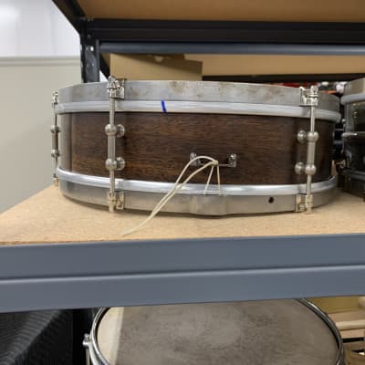 Ludwig Universal Snare Drum 4”x14” - Mahogany image 4