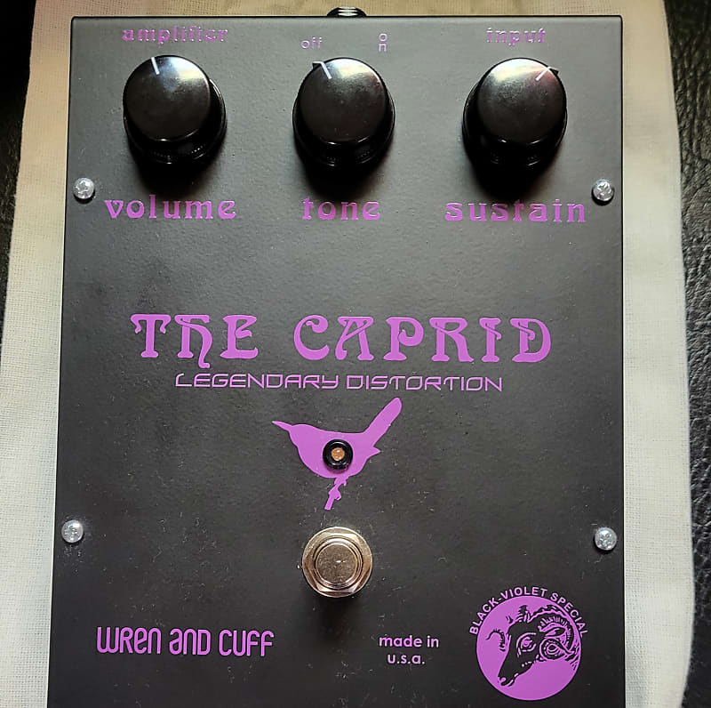 Wren and Cuff Black-Violet Caprid OG