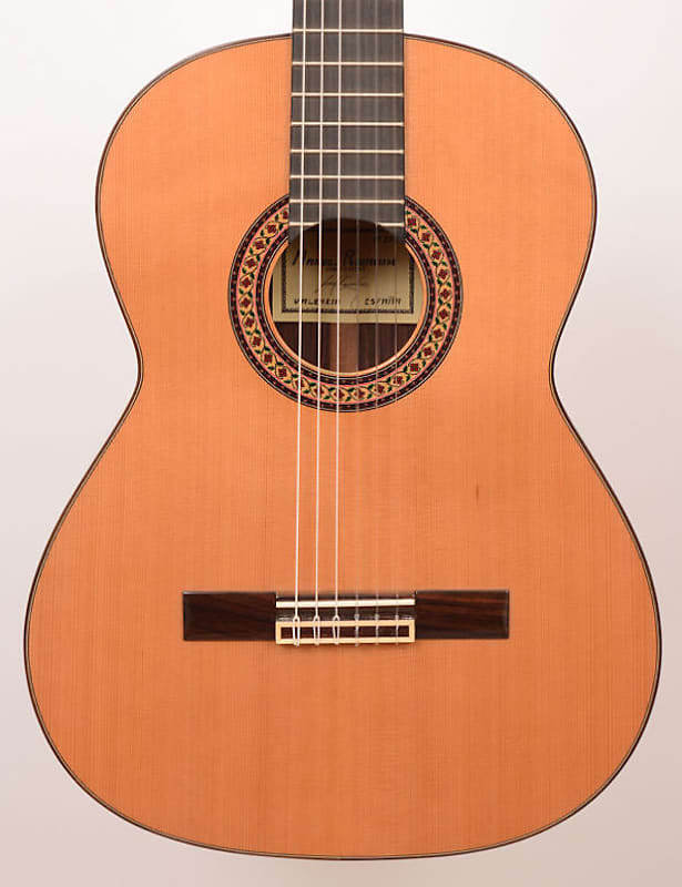 Raimundo 146 Model Classical Natural | Reverb Canada