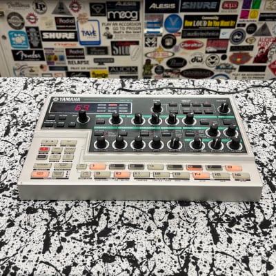 Yamaha DX200 Desktop Control Synthesizer