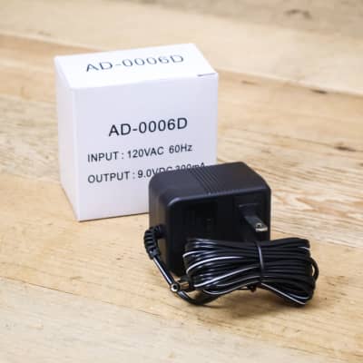 Zoom AD-0006D Power Adapter for H4, PS-02, RT-123, RT-234, RT-323 U263150