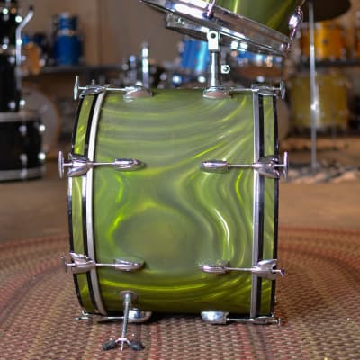 Immagine 1960s Gretsch "Rock 'n Roll" Olive Satin Flame Drum Kit - 11