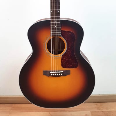 Guild USA F40 Antique Sunburst Jumbo Acoustic Guitar, All Solid body, made in the USA, includes case image 1