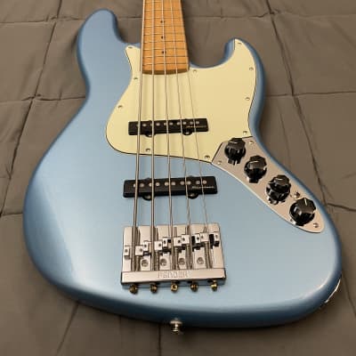 Fender Player Plus Jazz Bass V - Opal Spark with Maple Fretboard 2021 - Present image 1