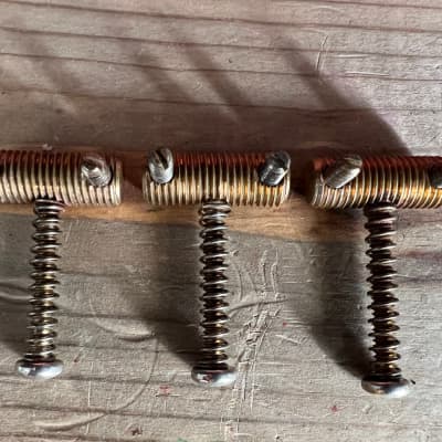 Real Life Relics Aged Telecaster® Bridge Saddles threaded Brass    [BE3] image 2