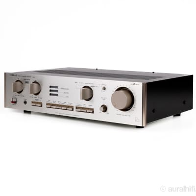 Luxman L-504 Solid State Stereo Integrated Amplifier in Very Good
