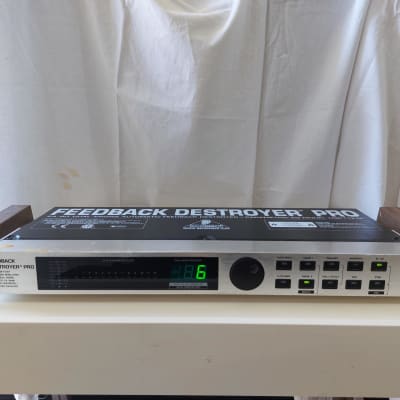 Behringer DSP1124P Feedback Destroyer Pro | Reverb