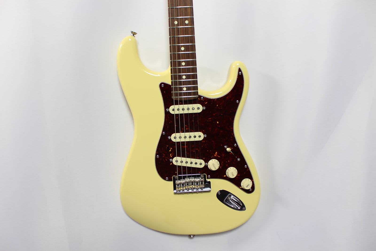 Fender 60th Anniversary American Standard Stratocaster Vintage White 2014 |  Reverb