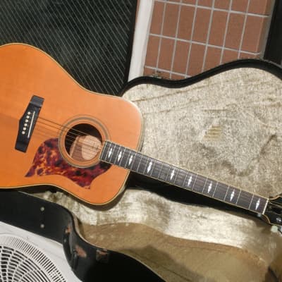 YAMAHA N-500 Nice Japan vintage acoustic guitar, JV made in YAMAHA N-500 Nice Japan vintage acoustic guitar, JV made in