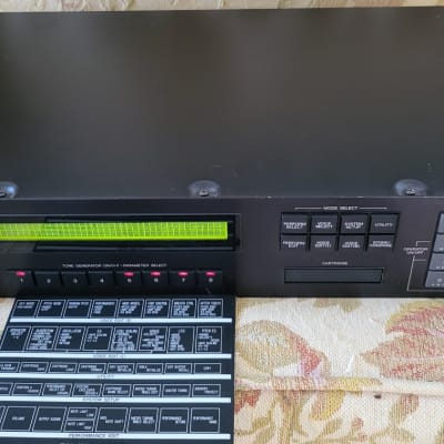 Yamaha TX802 FM rack synth of DX7 II