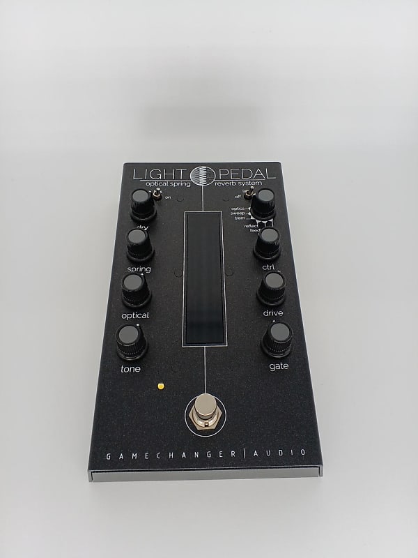 Gamechanger Audio Light Pedal