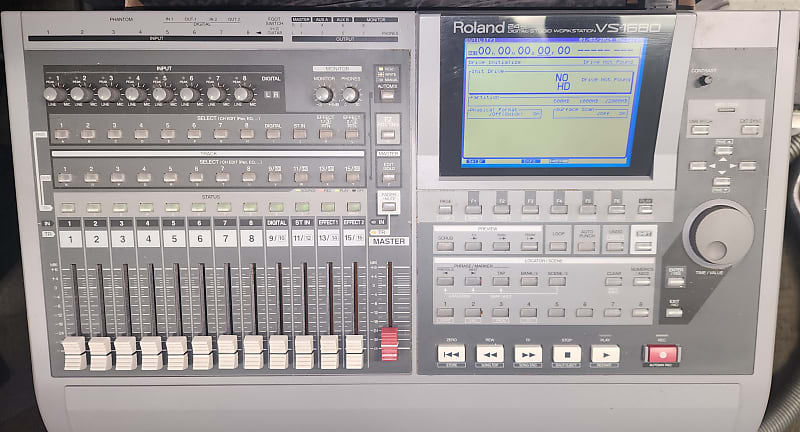 Roland VS-1680 24-Bit Digital Studio Workstation