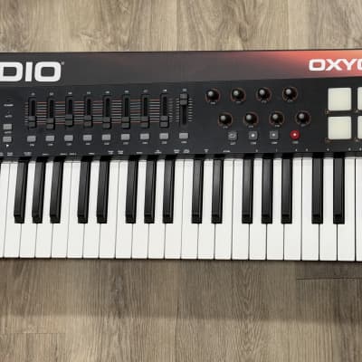 M-Audio Oxygen 49 MKIV MIDI Keyboard Controller 2016 - 2020 - Black
