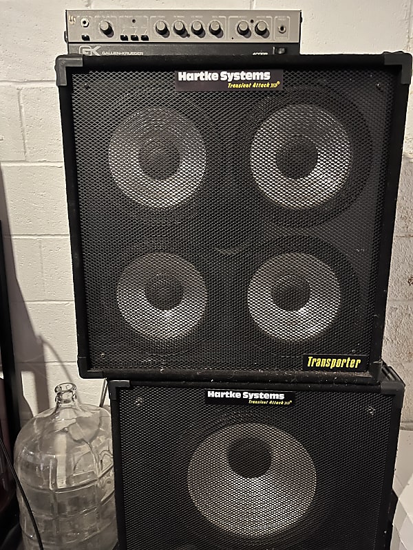 Hartke Transporter 4x10 , GK 400RB head, note Hartke 1x15 not Reverb