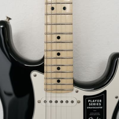 Fender Player Stratocaster Black image 3