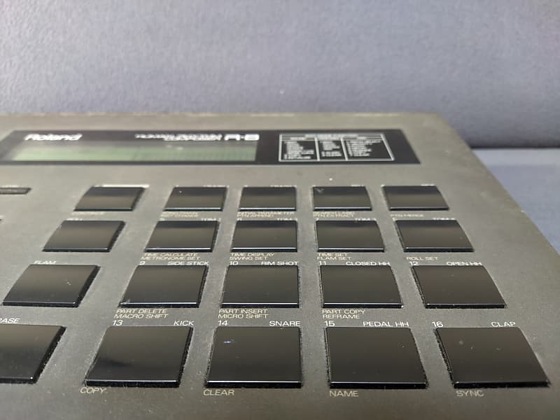 Roland R-8 Human Rhythm Composer (vintage digital drum
